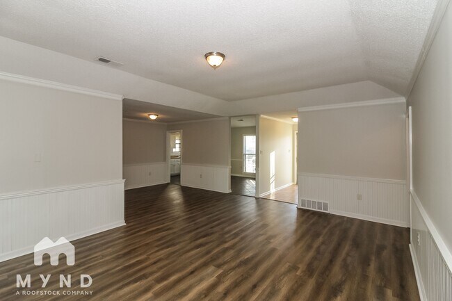 Foto del edificio - 4586 Leash Ln