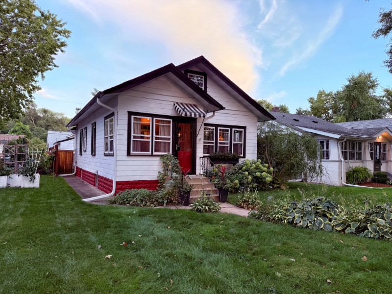 Primary Photo - 4033 21st Ave S