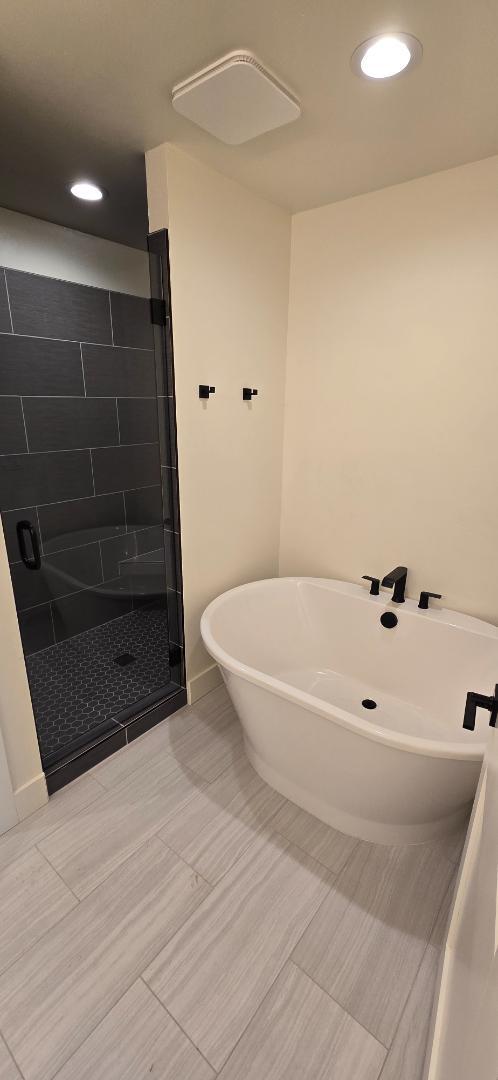 Foto del edificio - 101 Julian Dr