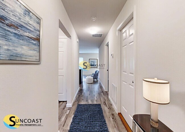 Building Photo - 6432 Sweetbay Ln