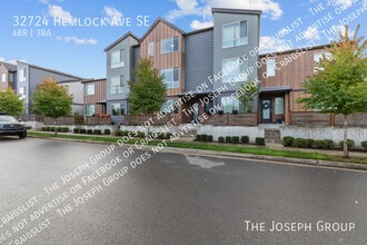 Building Photo - 32724 Hemlock Ave SE