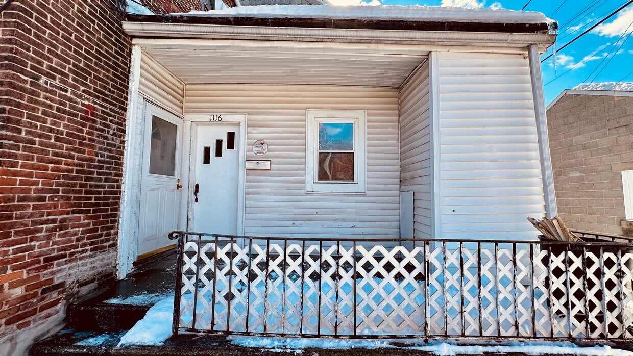 Primary Photo - 1116 Edison St
