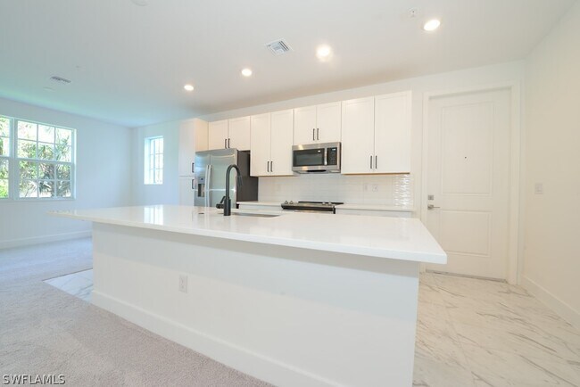 Building Photo - 26370 Coco Cay Cir