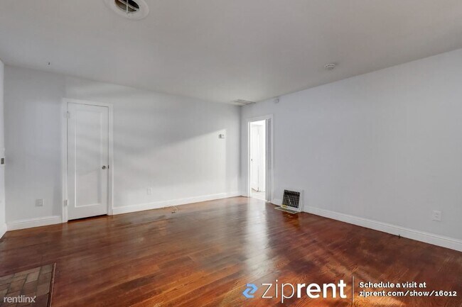 Building Photo - 3 br, 2 bath Duplex - 2216 V St, Sacrament...