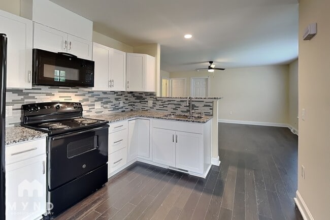 Building Photo - 5308 Black Trail Ct
