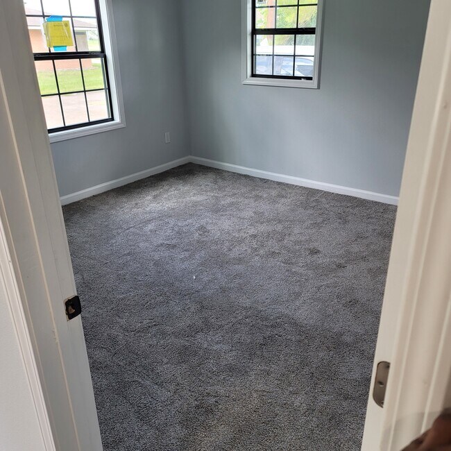 1st Bedroom - 1814 Obrien St