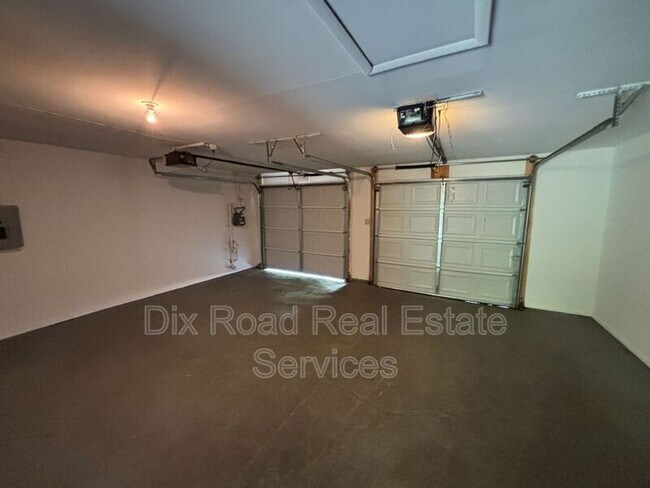 Building Photo - 440 Mc Creary Ct
