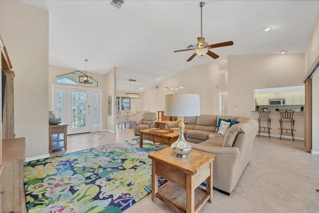 Foto principal - 1140 La Palma Ct