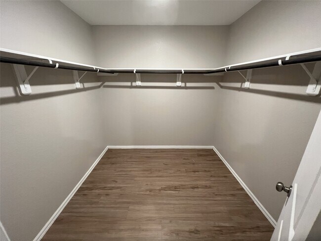 Foto del edificio - 132 Pine Bend Ct