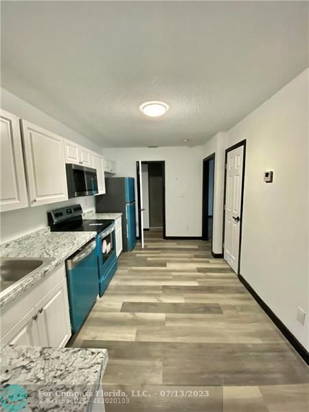 Foto del edificio - 411 SE 10th St