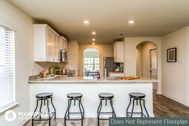 Building Photo - 504 Trinity Trl