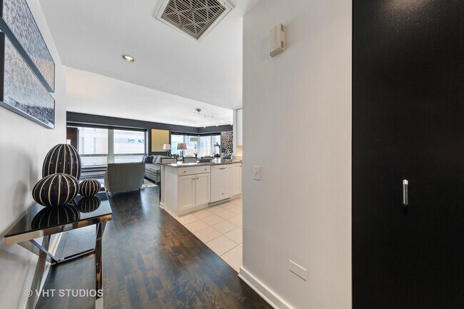 Foto del edificio - 57 E Delaware Pl