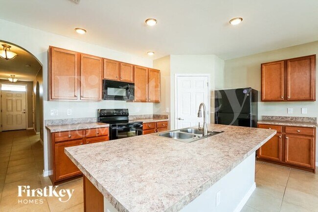Building Photo - 1402 NW Juanita Pl