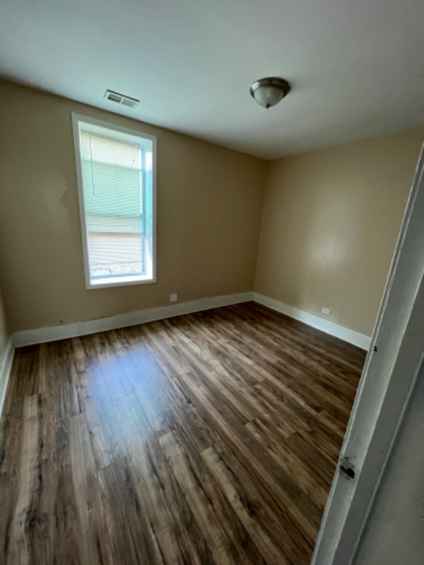 Building Photo - 5625 S Princeton Ave