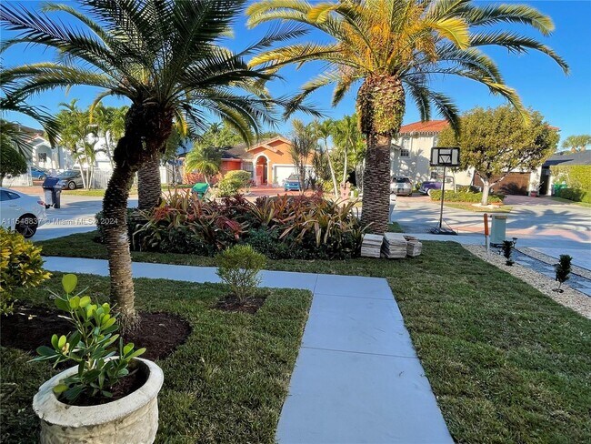 Foto del edificio - 4371 SW 159th Path