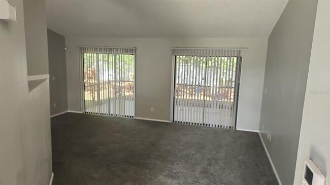 Building Photo - 218 Cranbrook Dr