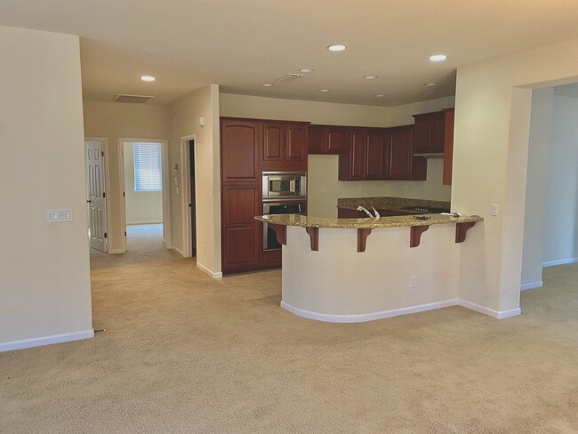Building Photo - 1407 Rossmere Ln
