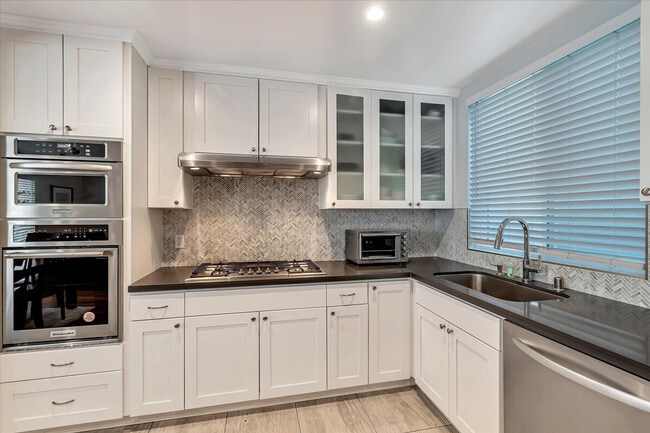 Foto del edificio - 501 Atlanta St