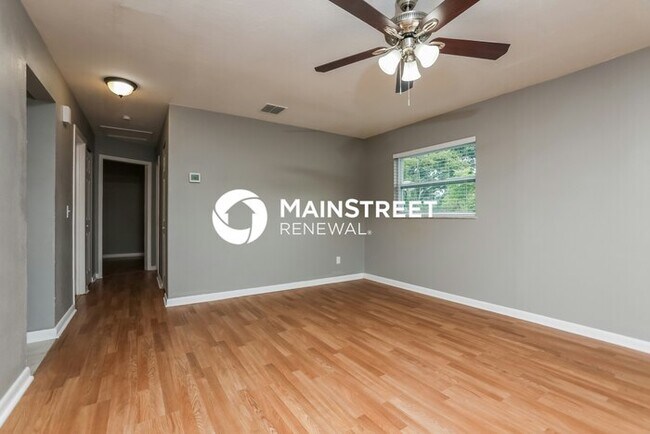Foto del edificio - 3 Bedroom Pet-Friendly Home in ORLANDO, FL with Main Street Renewal