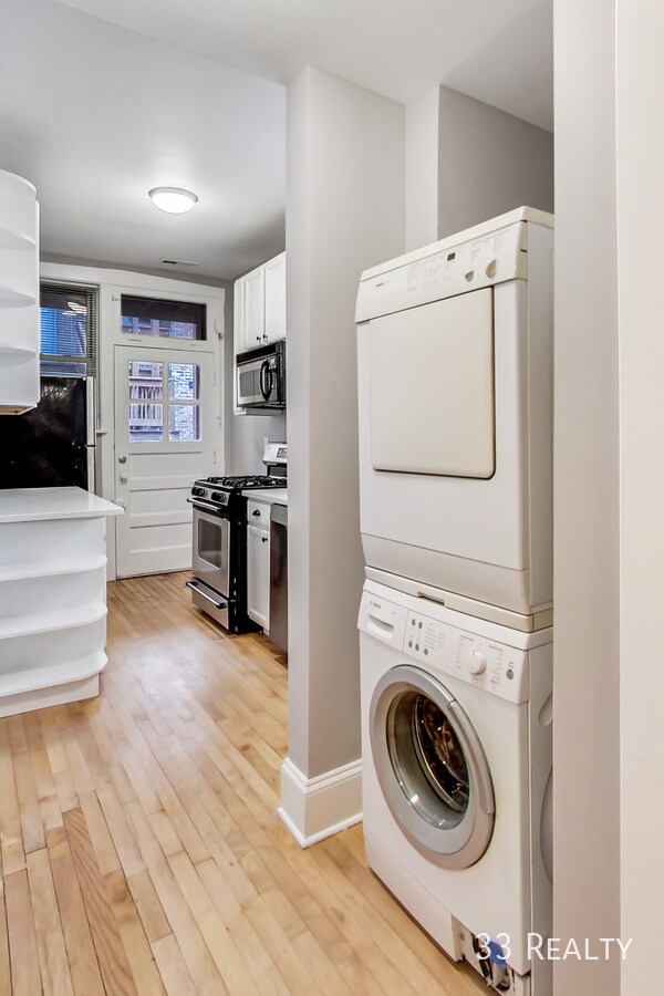 Foto del edificio - 942 Pleasant St