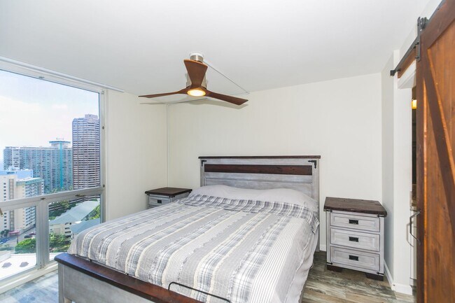 Foto del edificio - 469 Ena Rd #2402