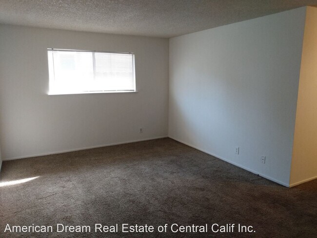 Building Photo - 2 br, 1 bath House - 116 W. Elm St. #B