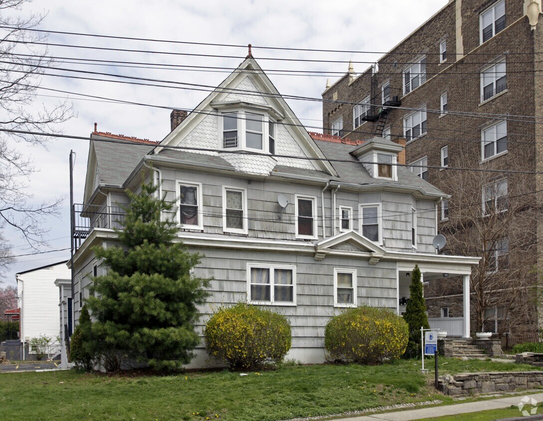 147 E Prospect Ave, Mount Vernon, NY 10550 Apartments in Mount Vernon