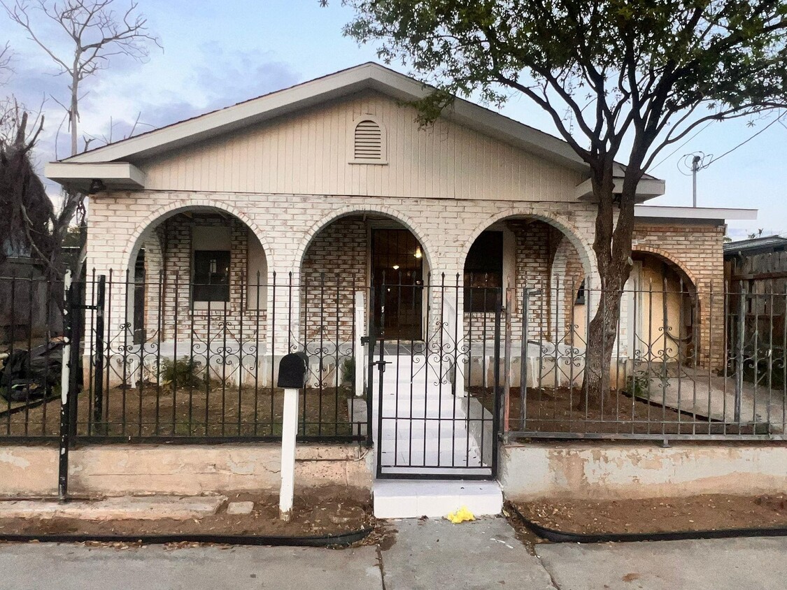 Foto principal - 3509 Springfield Ave