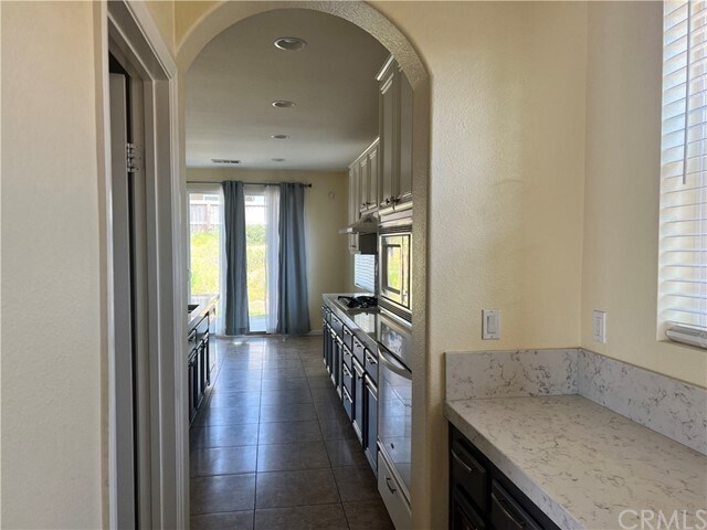 Building Photo - 44820 Cosentino Ct