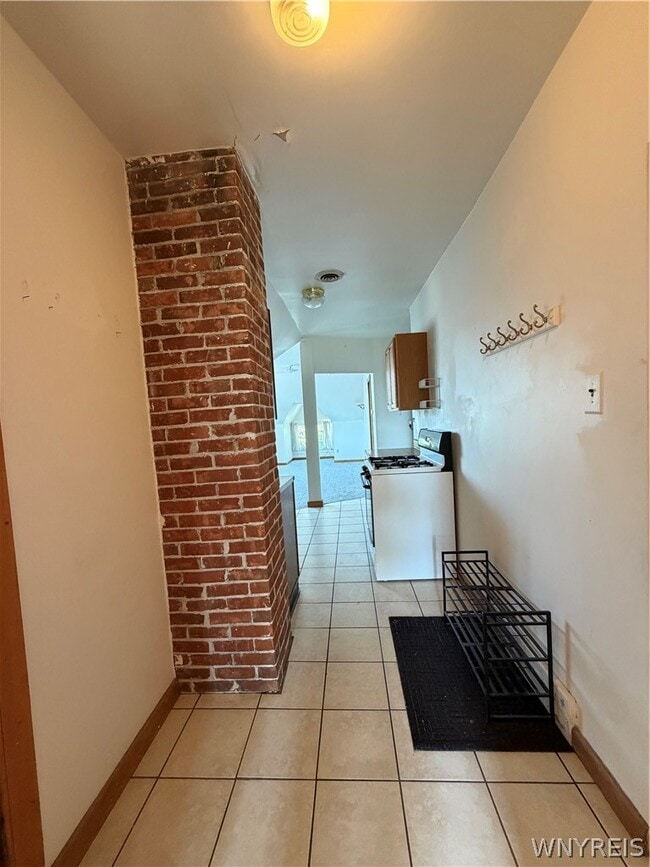 Foto del edificio - 1005 Elmwood Ave