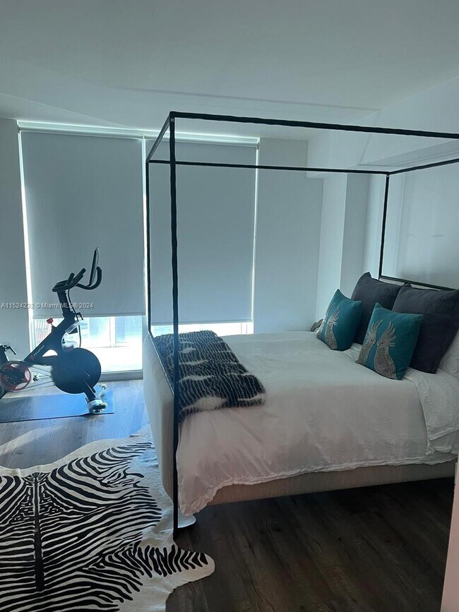 Building Photo - 55 SE 6th St