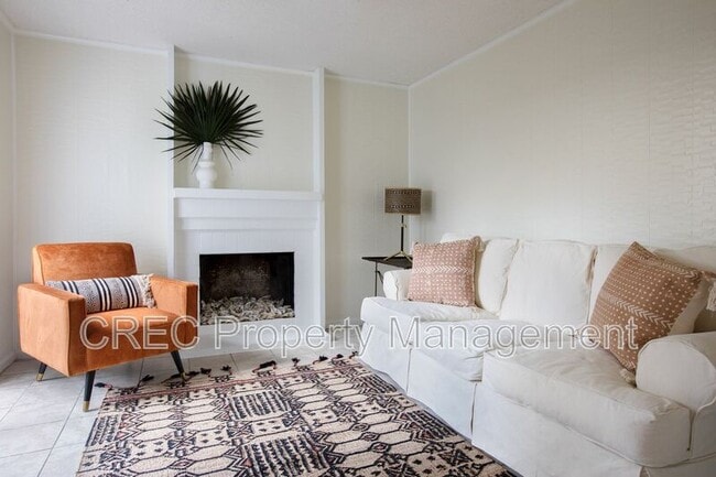 Foto del edificio - 637 Baytree Ct