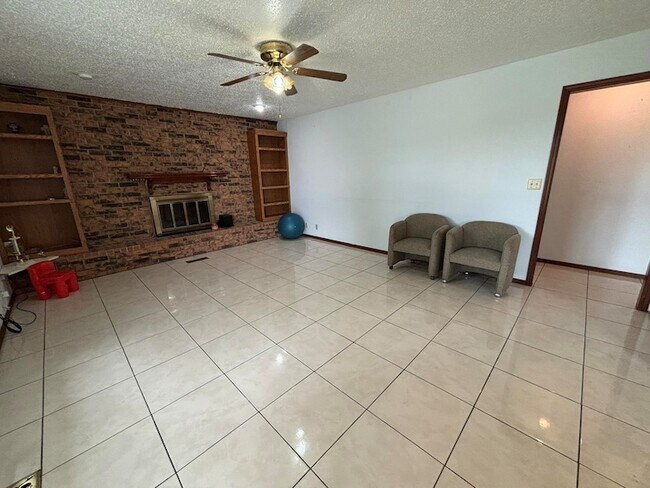 Foto del edificio - 1417 Matthew Dr