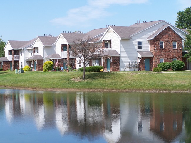 Building Photo - Falcon Woods Apartments