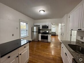 Building Photo - 66 L St