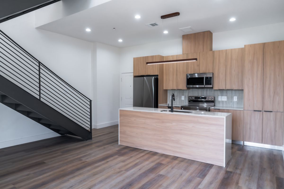 Foto del edificio - 5614 Larkin St