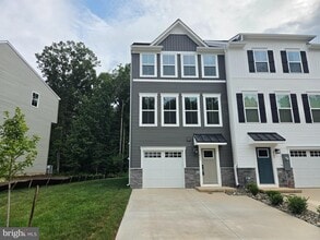 Building Photo - 1863 Bergerac Ct