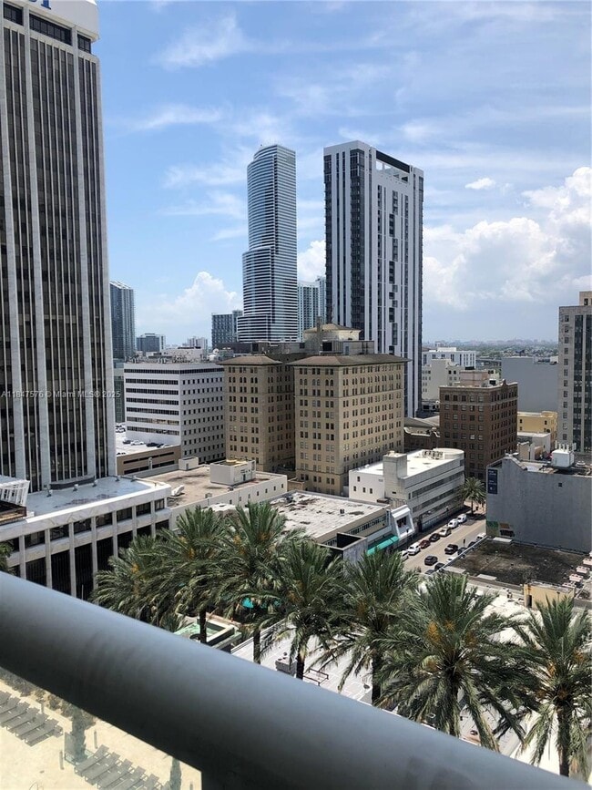 Building Photo - 50 Biscayne Blvd