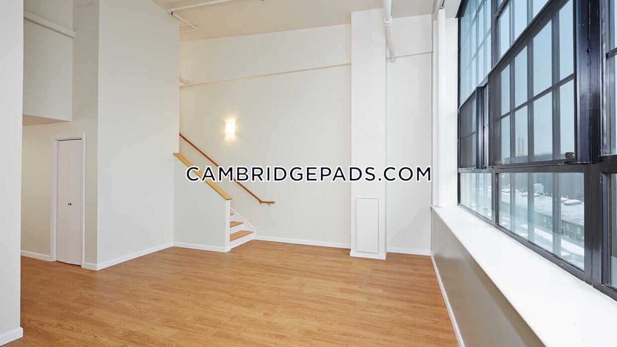 Foto principal - 249 Third St.