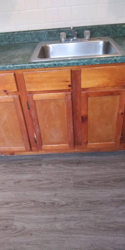 KITCHEN - 2716 Berry St