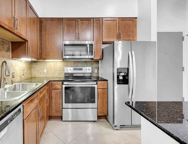 Building Photo - 2001 Biscayne Blvd