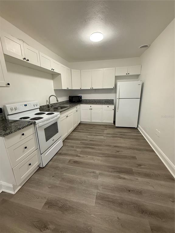 Foto del edificio - 8708 N Edison Ave