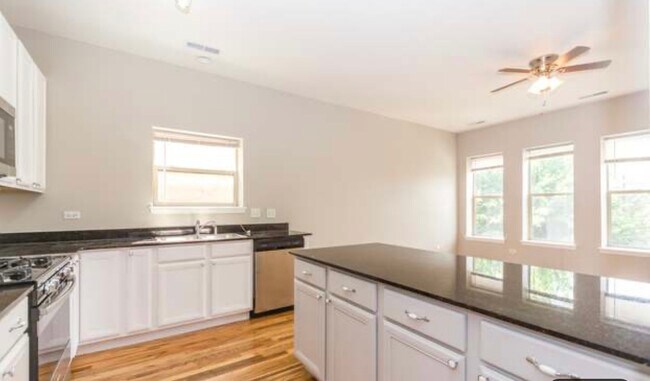 Foto del edificio - 2524 W Flournoy St