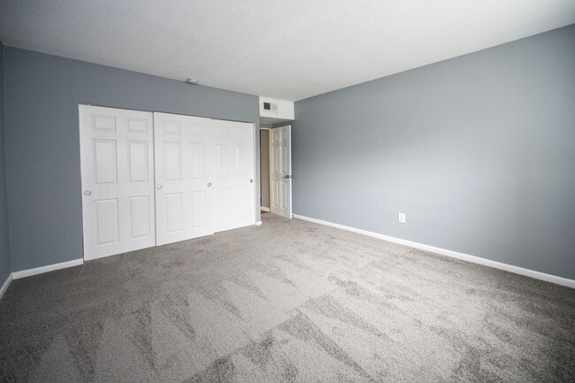 Interior Photo - Creswood Apartments