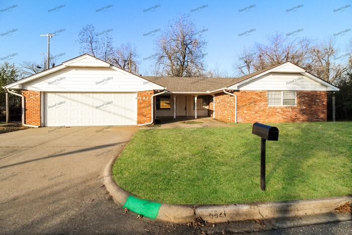 Photo - 4821 NW 18th St (Oklahoma City, OK)
