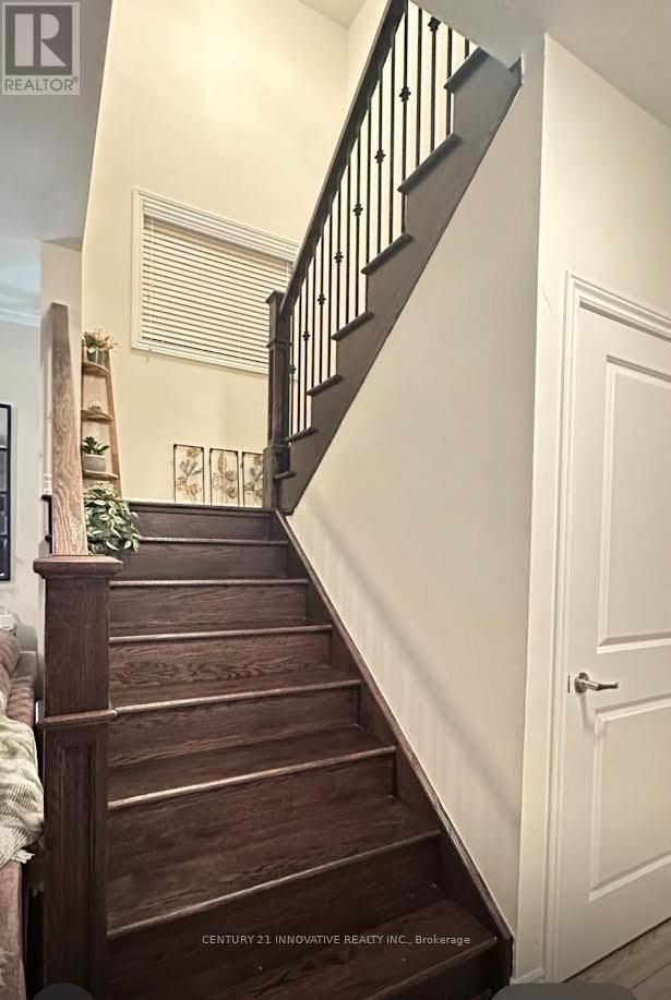 Photo du bâtiment - 4 Flagg Ave