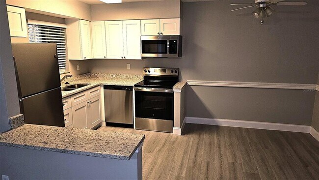 Building Photo - 171 Springwood Cir