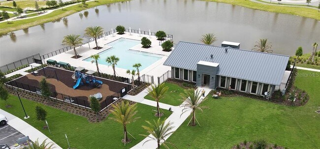 Foto del edificio - 615 Bayhawk St