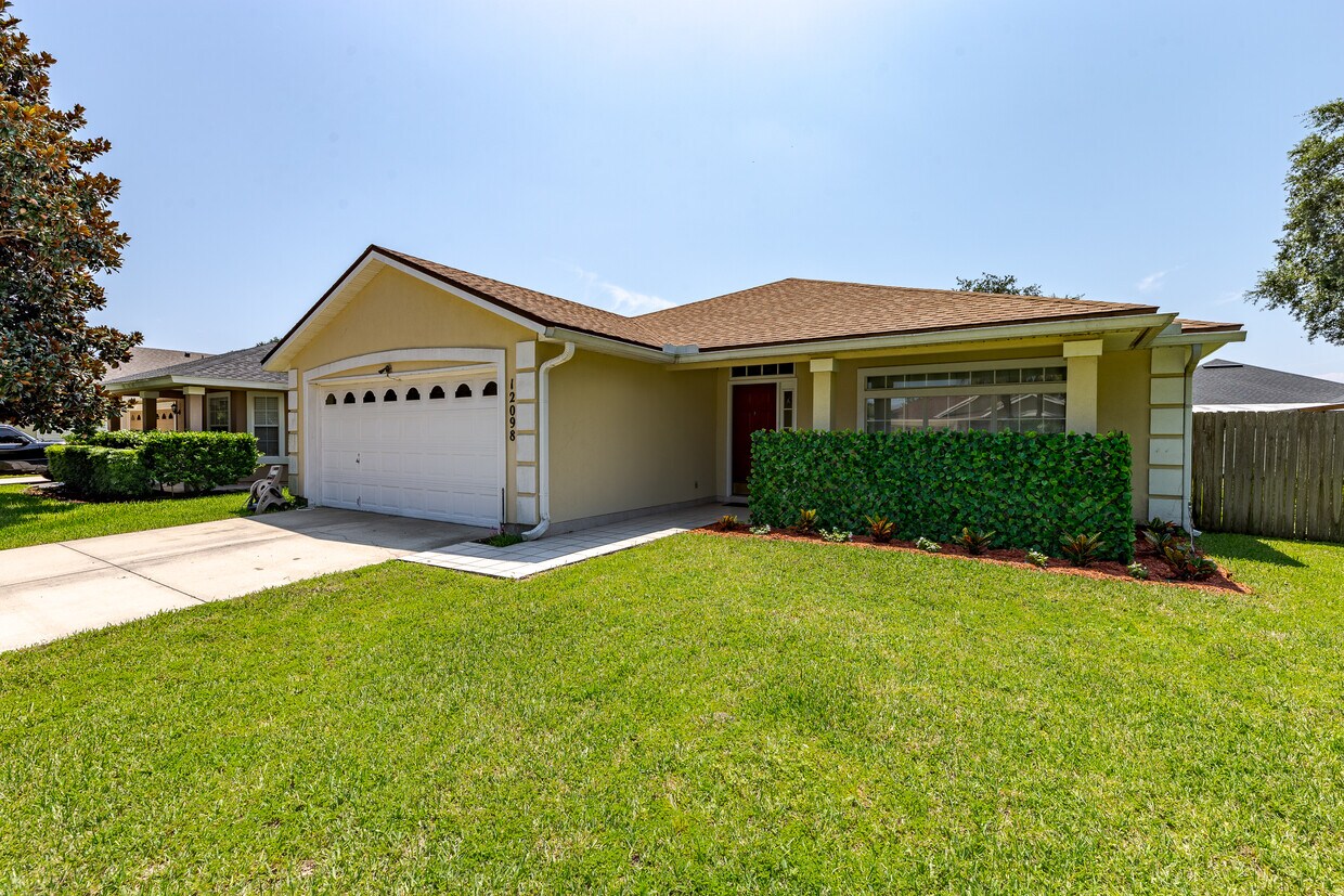 Foto principal - 12098 Autumn Sunrise Dr