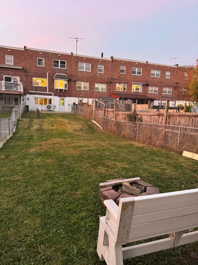 Photo - 12425 Dunks Ferry Rd (Philadelphia, PA) House